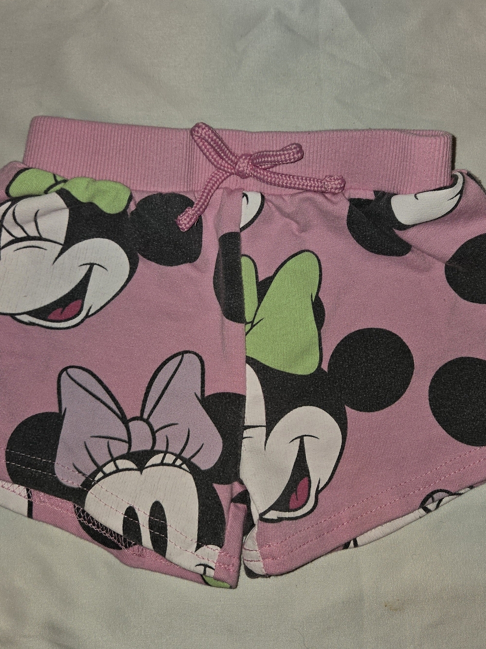 Disney Pink Minnie Mouse Bow Print Shorts SZ 3T